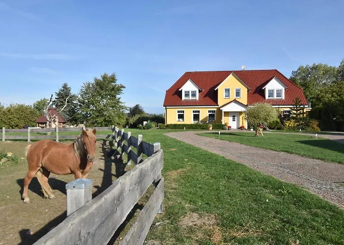 Ferienhof Am Leuchtturm Mit Meerbl
