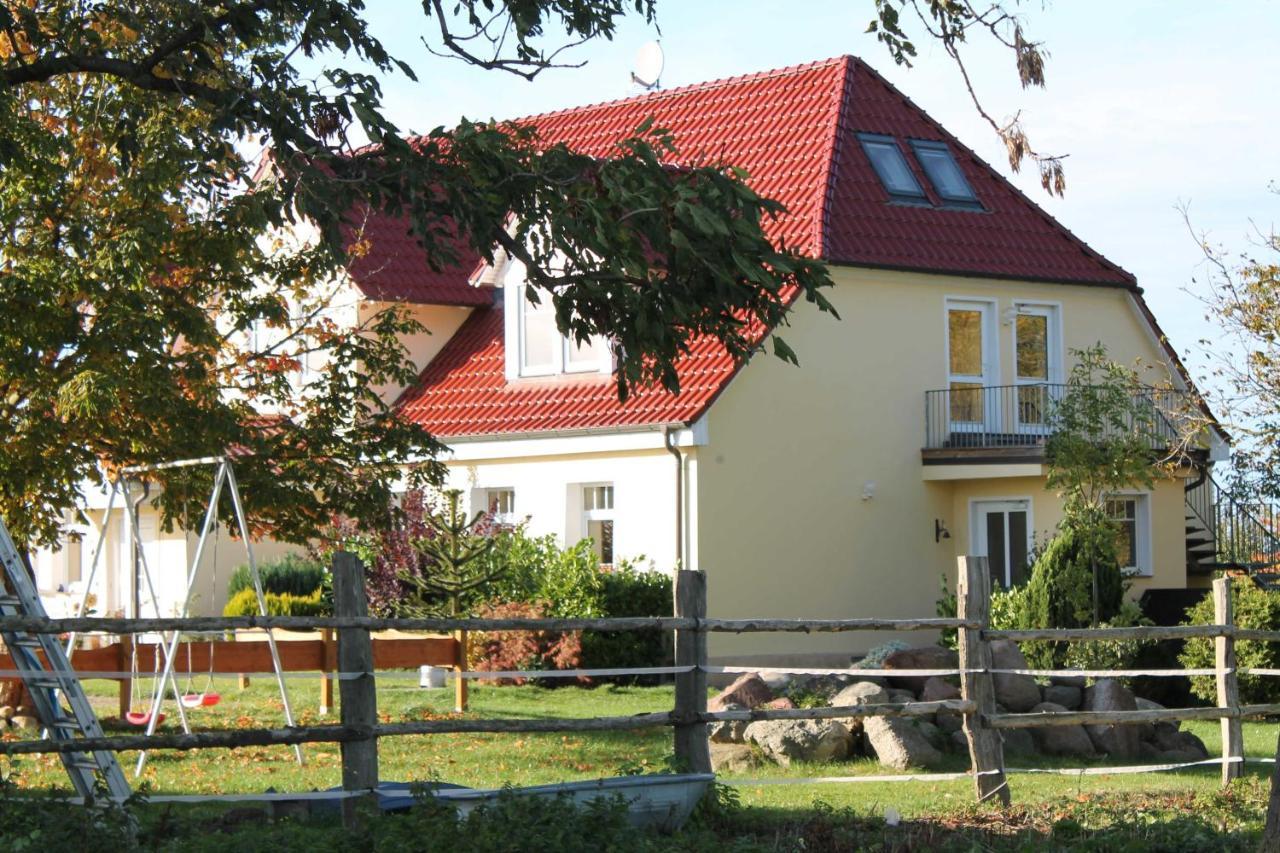 Am Leuchtturm Mit Meerbl Apartment *